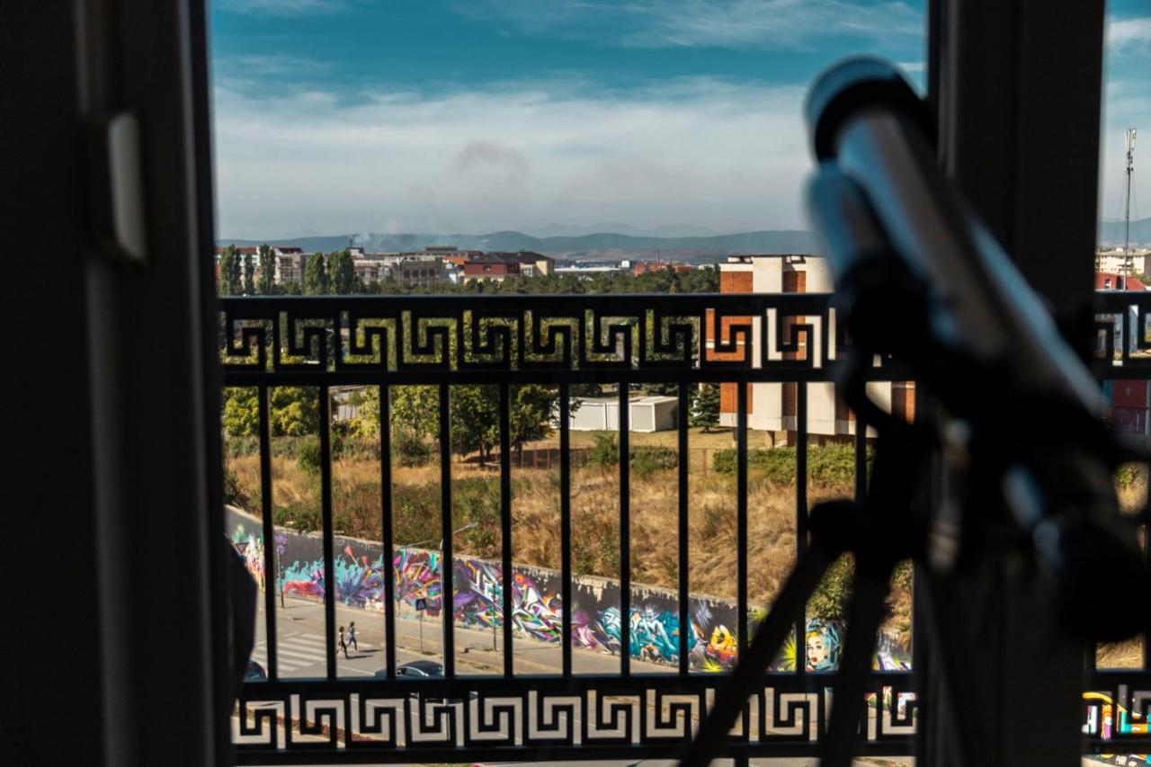 Modern Apartment With A View Feels Like Home Pristina Eksteriør billede